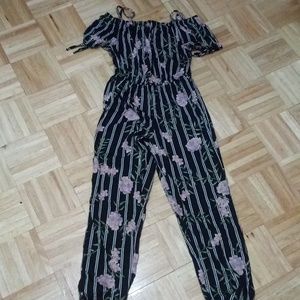 I'm selling a Romper